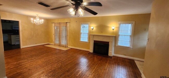 Building Photo - 539 Williams Ct