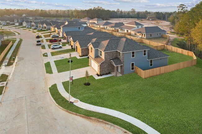 Building Photo - 10714 Catclaw Ct