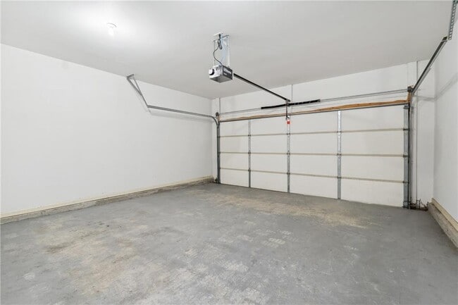 Building Photo - 149 Sunset Ln
