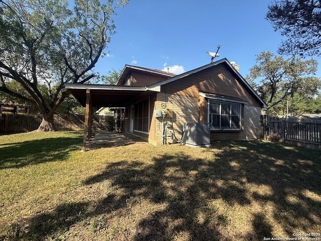 Building Photo - 14927 River Wind