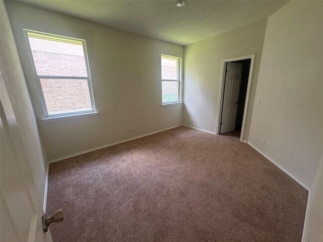 Building Photo - Newly Renovated Home in Cedar Park!