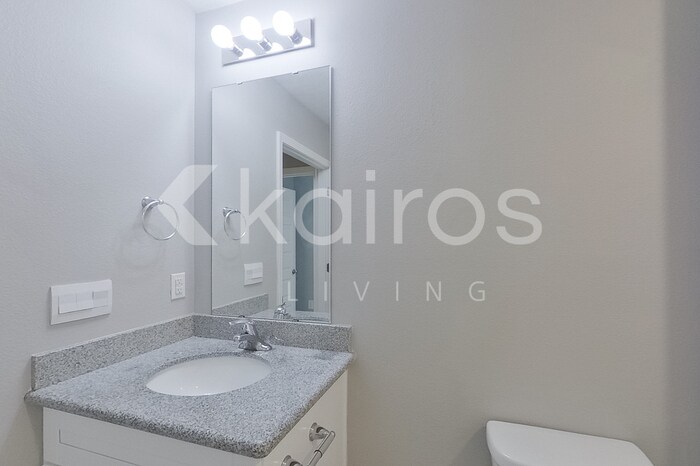 Building Photo - 112 Swallowtail Ln