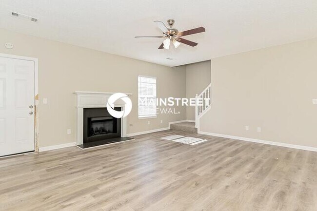 Building Photo - 4 Bedroom Pet-Friendly Home in MCDonough, GA with Main Street Renewal