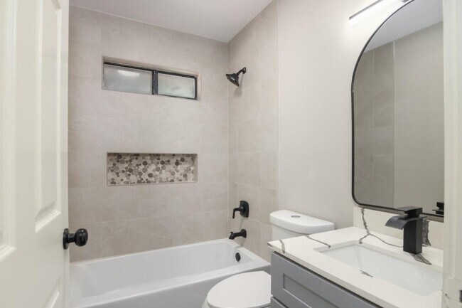 Building Photo - 42 Hunters Creek Dr