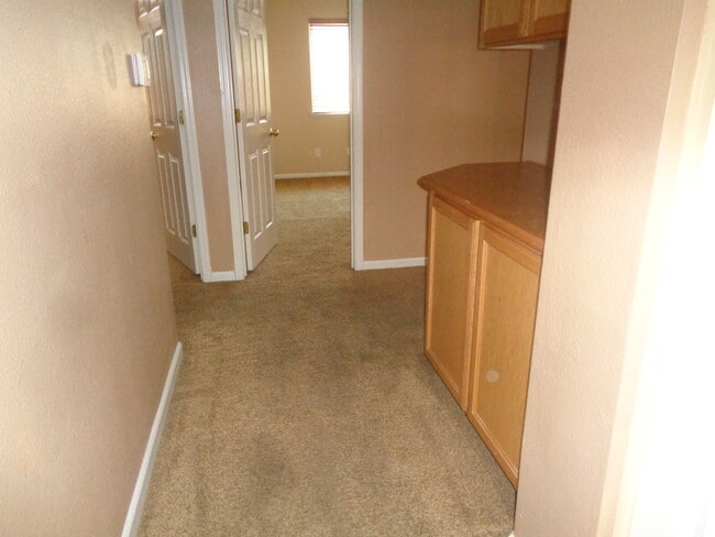 Building Photo - 2360 Kelsey Ct