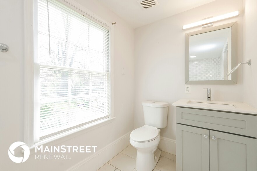 Building Photo - 1578 Linda Way SW