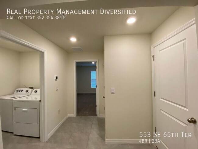 Building Photo - 553 SE 65th Terrace