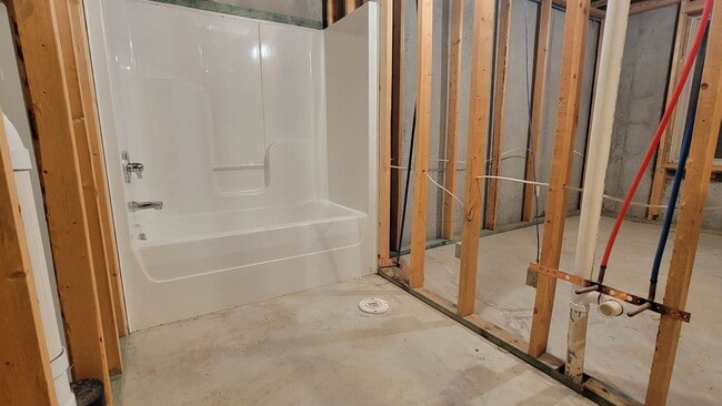 Building Photo - 6614 N Upchurch