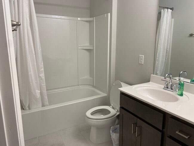 Building Photo - 2635 Cason Ln