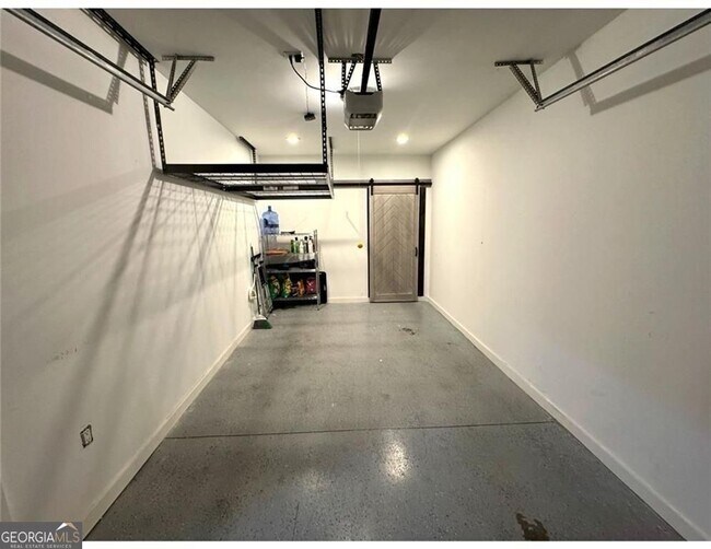 Building Photo - 1250 Breuer Mews NW