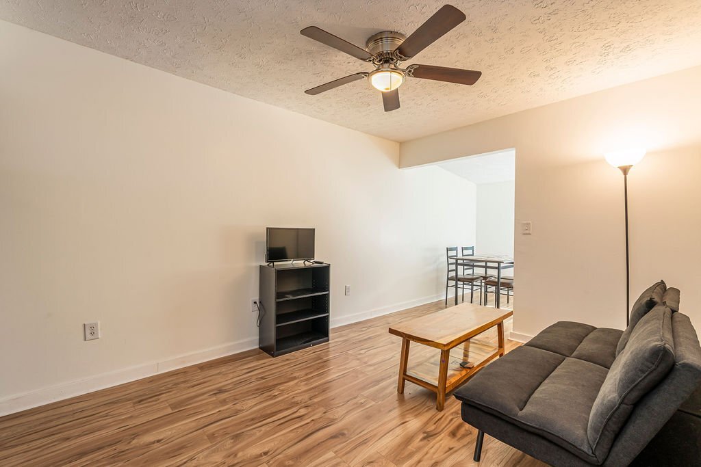 Building Photo - 76-6226-6226 Plumeria Rd