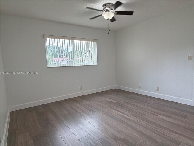 Building Photo - 4171 NW 110th Ave