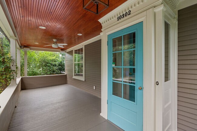 Building Photo - 4 Bed 3.5 bath - Kensington Victorian - Mo...
