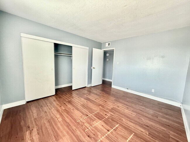 Building Photo - 1458 Silver Mesa Cir