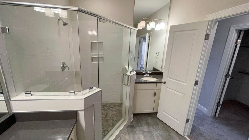 Building Photo - 831 Bankston Wds Wy