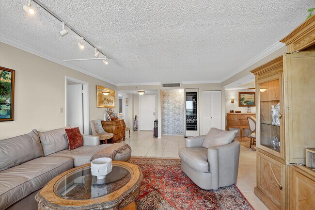 Building Photo - 3589 S Ocean Blvd