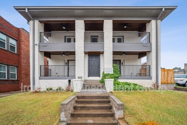 Building Photo - 1435 S Peoria Ave