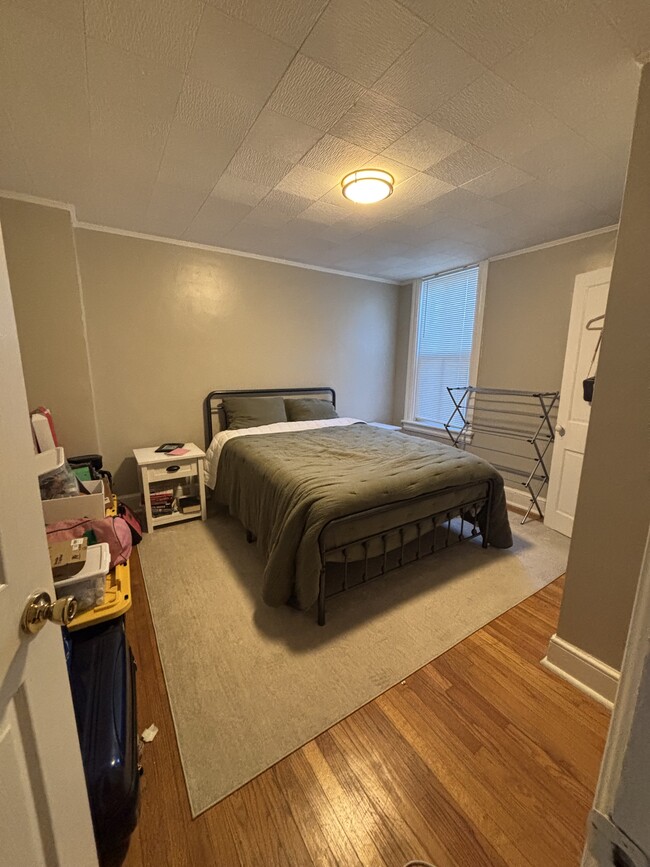 Bedroom 2 - 152 E James St