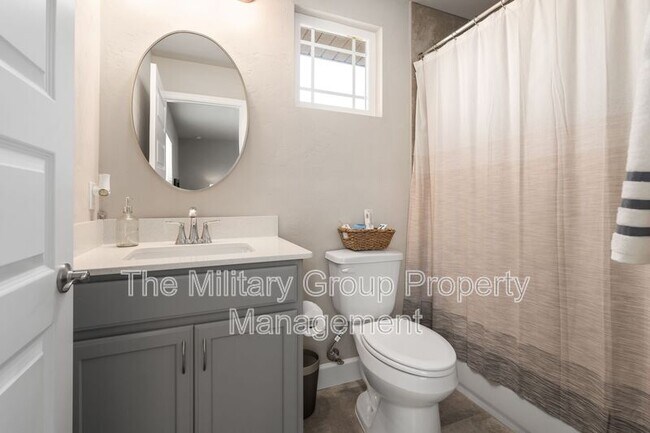 Building Photo - 6901 SW Lugano Ct