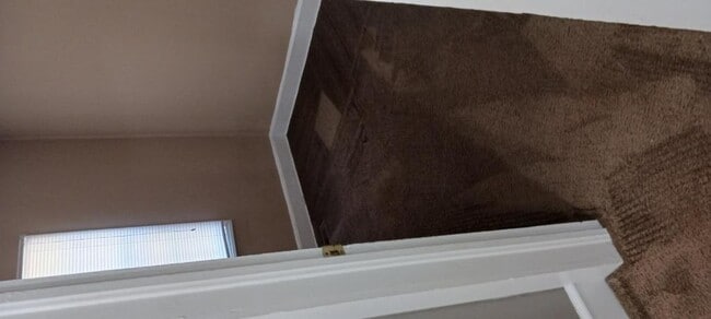 Building Photo - 25 E Belvue Rd