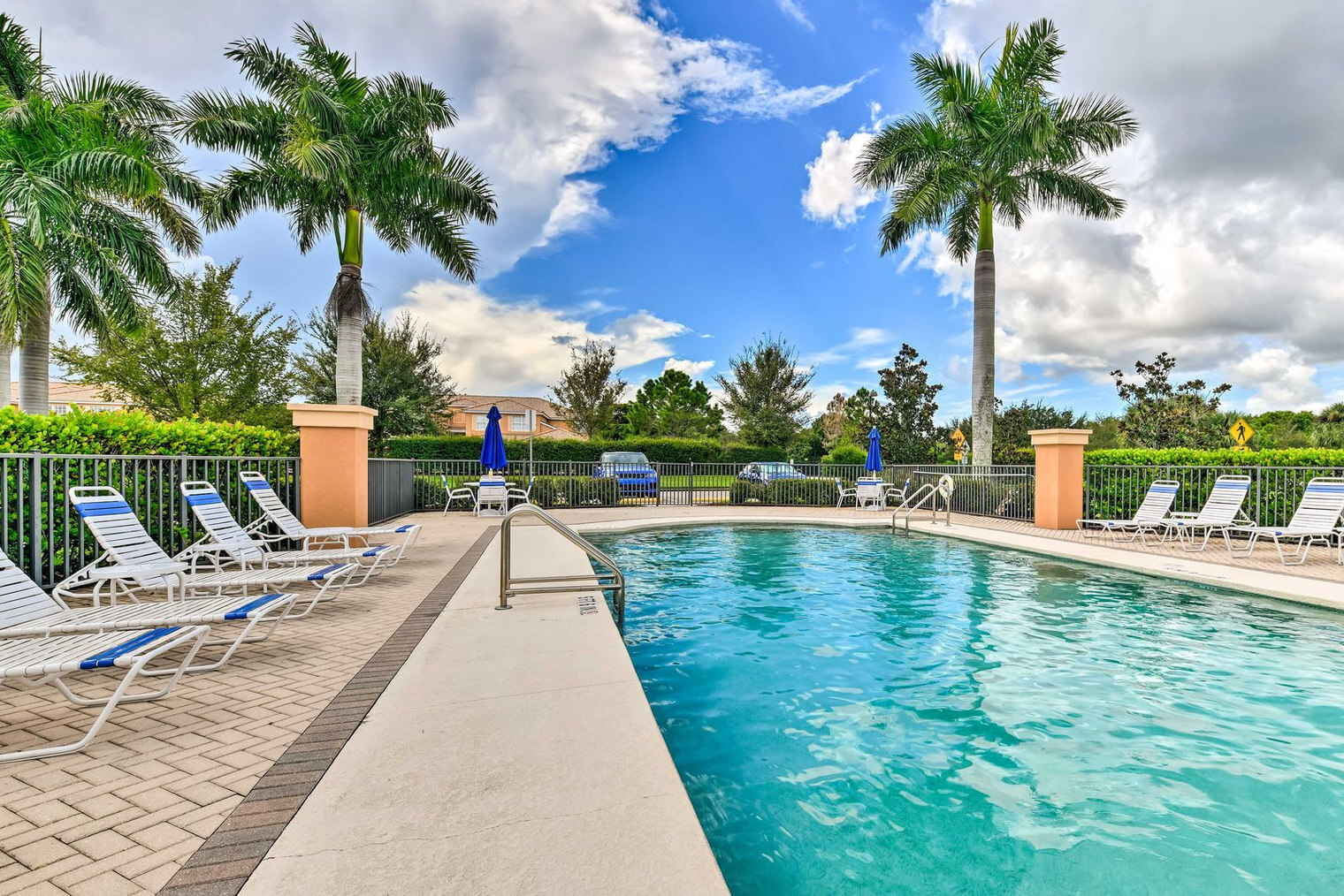 Building Photo - 7121 River Hammock Dr
