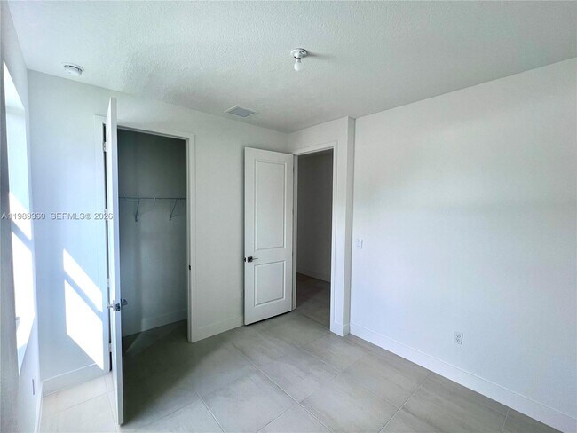 Building Photo - 4784 SW 72nd Terrace