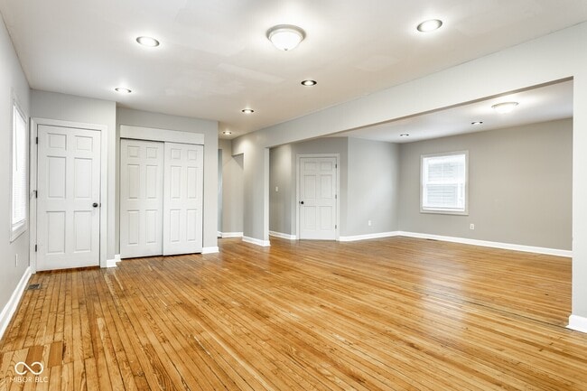 Building Photo - 1253 S East St