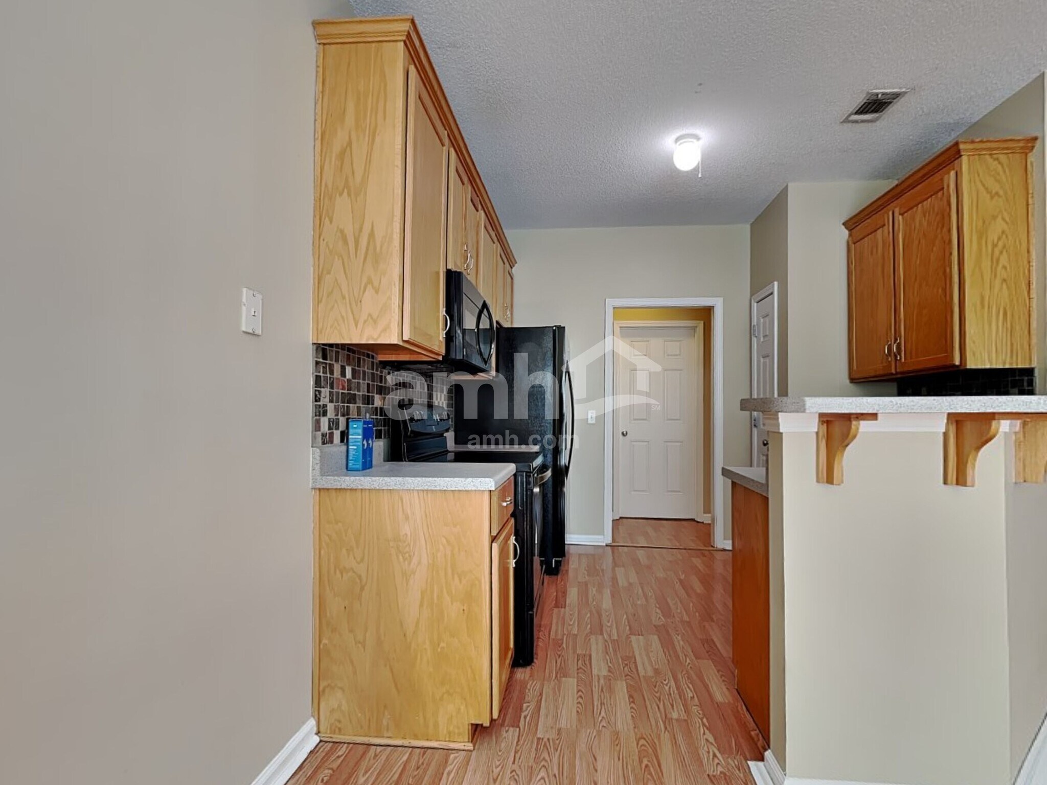 Building Photo - 171 Arbor Village Dr