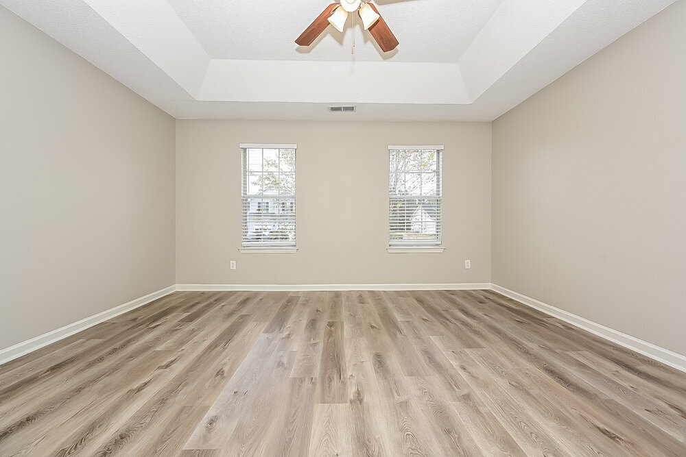 Building Photo - 5622 Glen Ridge Bend