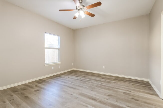 Building Photo - 10110 Berrybriar Ln