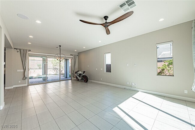 Building Photo - 6465 Farness St