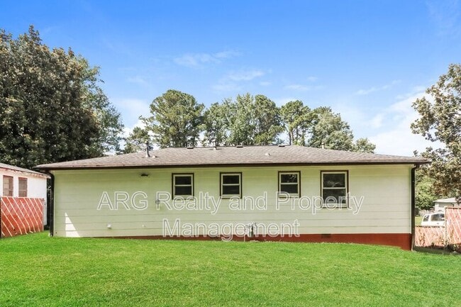 Building Photo - 2845 Cardo Dr NW