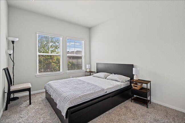 Building Photo - 1642 Homestead Farms Dr