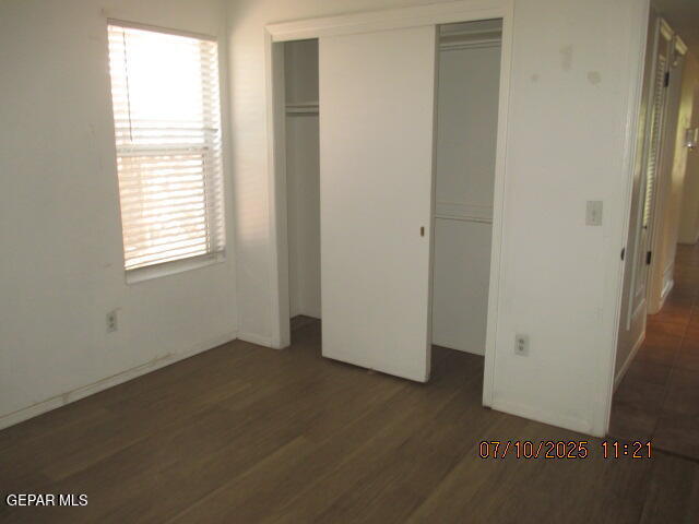 Building Photo - 7540 Le Conte Dr