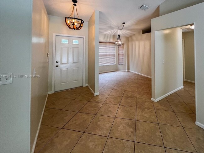 Building Photo - 16332 122nd Dr N