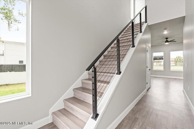 Building Photo - 5405 Heckscher Dr
