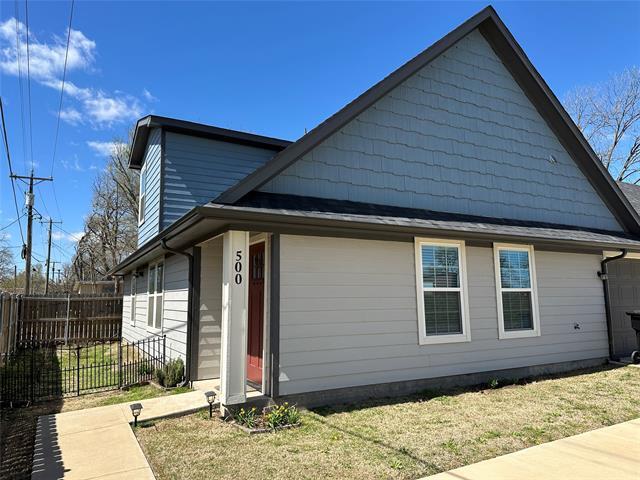 Building Photo - 500 W Owings St