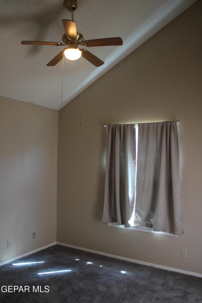 Building Photo - 6832 Canyon View Ln