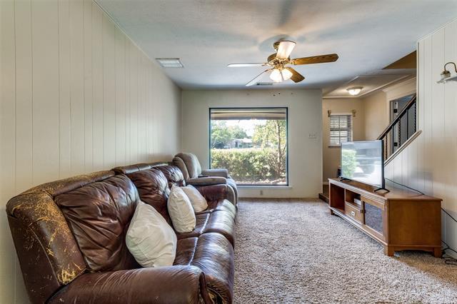 Building Photo - 637 Cambridge Dr