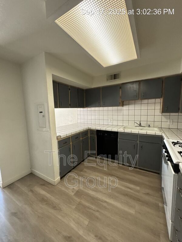 Building Photo - 4819 Westgate Ave