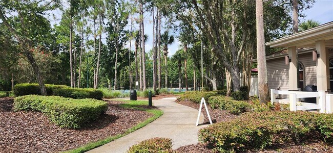 Building Photo - 1048 Sleepy Oak Dr