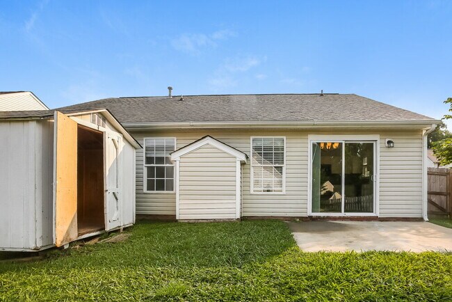 Building Photo - 2852 Longspur Dr