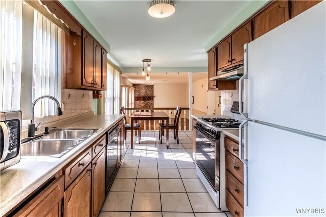 Building Photo - 481 Sagewood Terrace