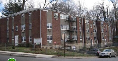 Primary Photo - 10-14 Glencar Ave