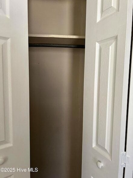 Building Photo - 178 Rosalyn Rd