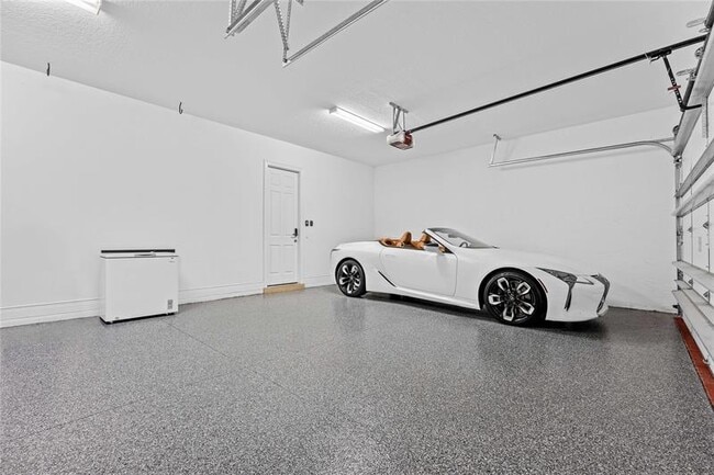 Building Photo - 9571 Eden Roc Ct