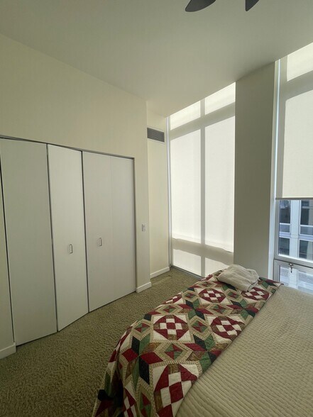 Front Bedroom - 720 N Larrabee St Unit 1707