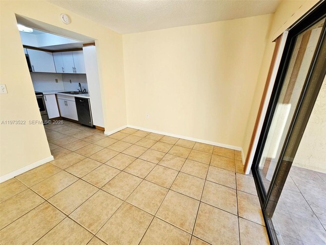 Building Photo - 9015 SW 125th Ave