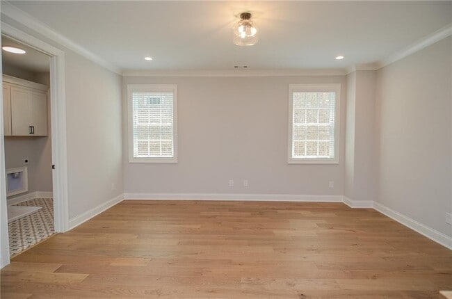 Building Photo - 3963 Enclave Wy