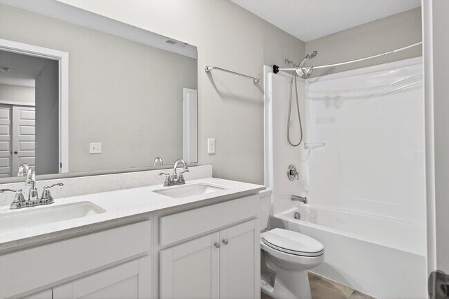 Building Photo - Welcome to this stunning 4-bedroom, 2.5-bathroom home located in the desirable Westfield, IN.